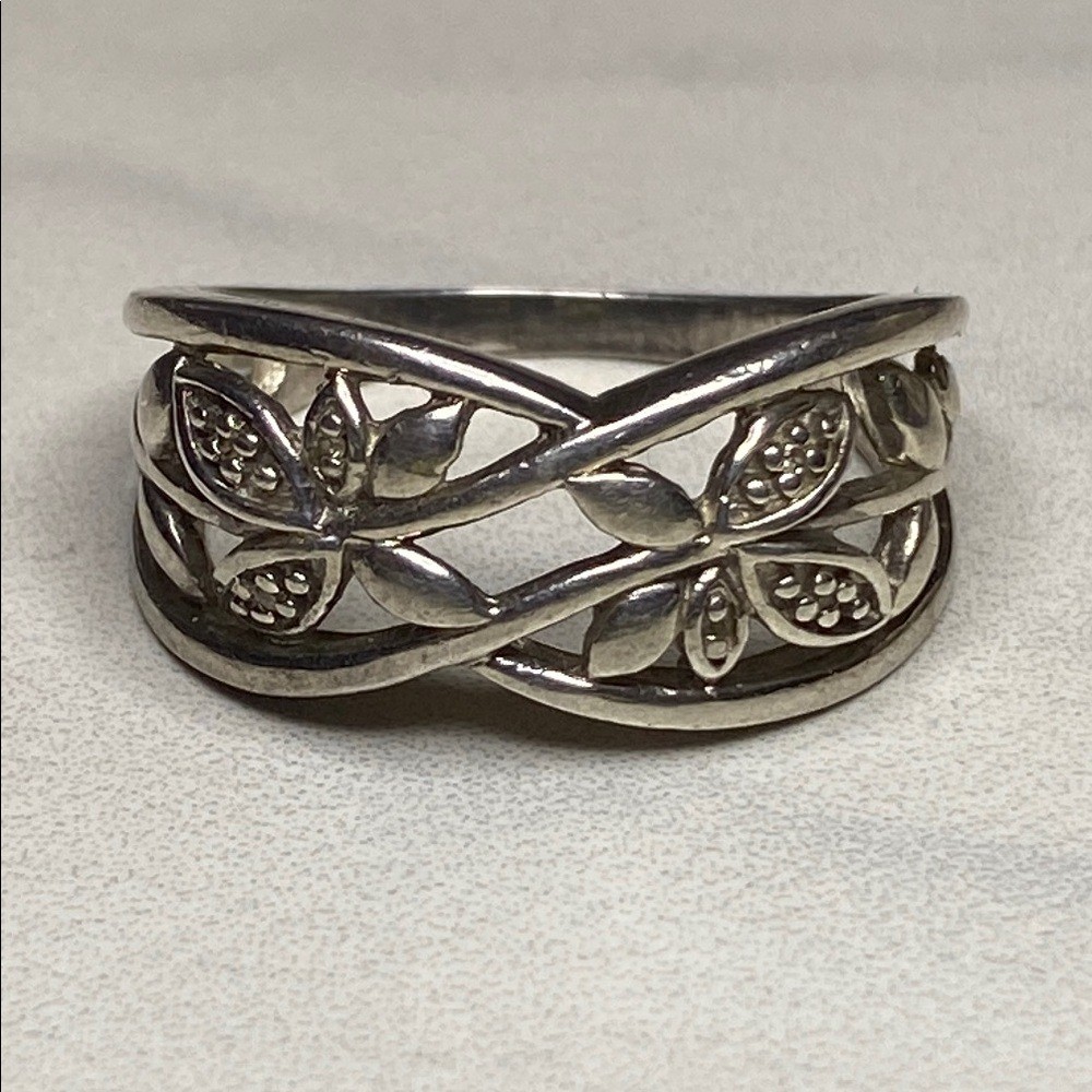 Sterling Silver Vine Leaf Pattern Ring 925 size 9… - image 6