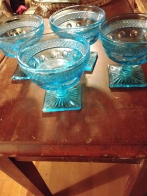 Vintage McKee Glass Opal Blue Sunbeam Champagne Sherbet Glasses - Set of 4...