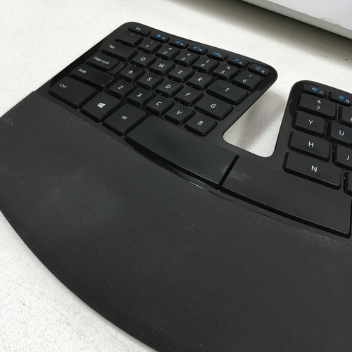 Microsoft L5V-00001 Sculpt bureau ergonomique PAS DE DONGLE USB (POUR PIÈCES !) - Photo 4/14