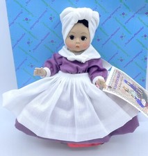  190 MADAME ALEXANDER IN BOX DOLL 8"