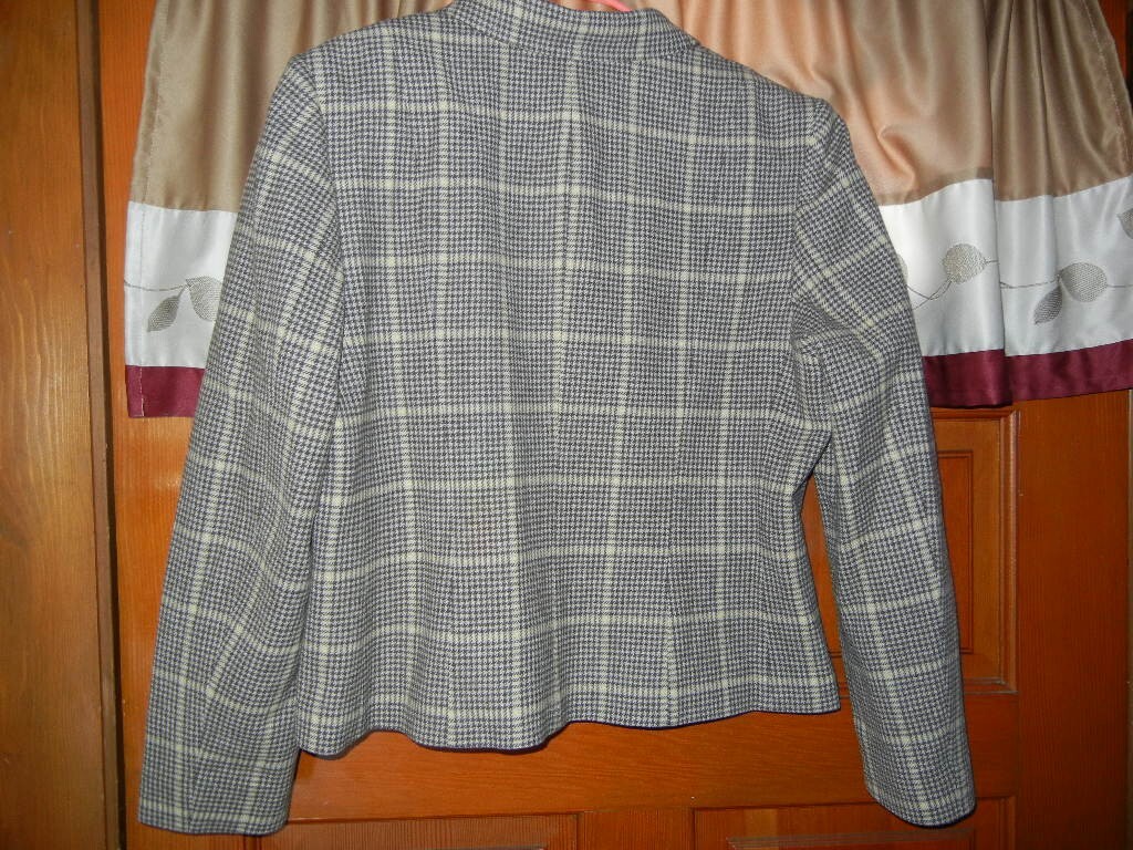 Pendleton Wool - image 3