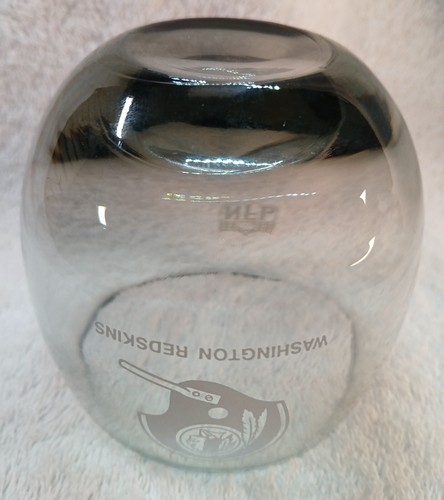 Bicchiere da whisky vintage Washington Redskins NFL 3" fumè lowball vetro Rolly Po - Foto 7 di 14