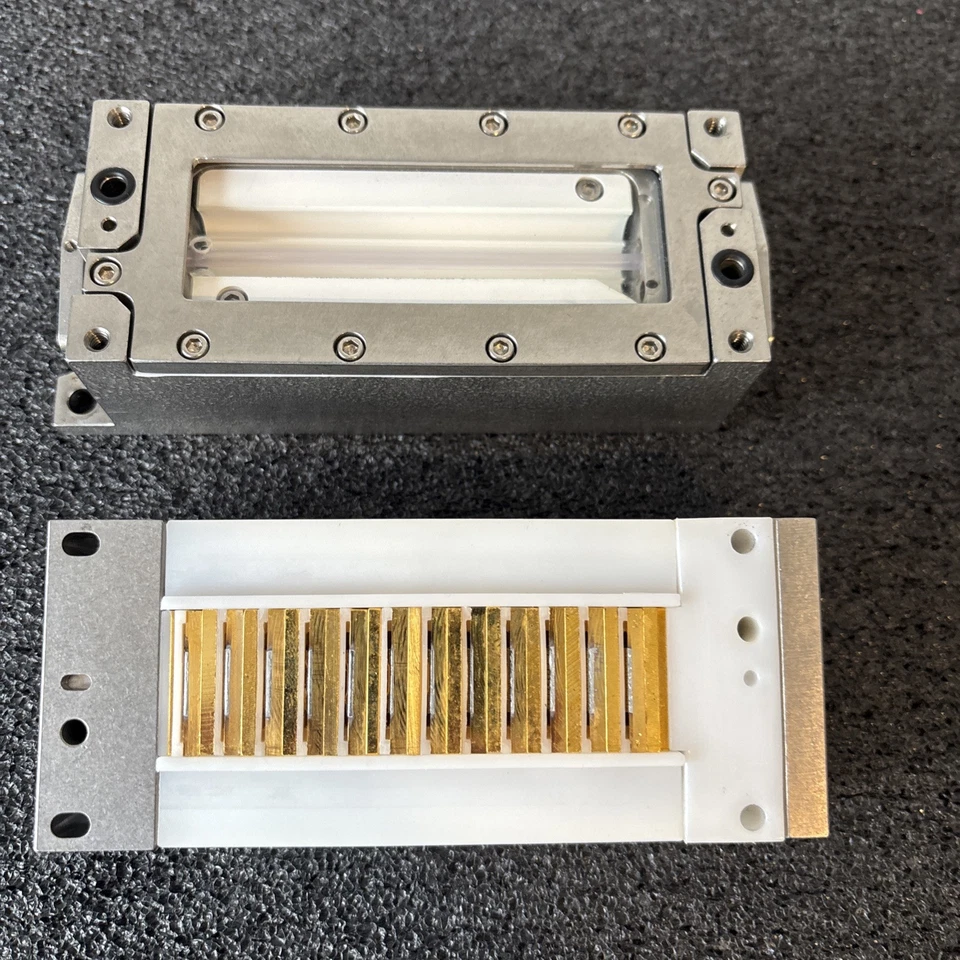 Bomba de diodo Quantronix Nd:Yag cavidad láser DPSS 1064nm Foto 2 de 4