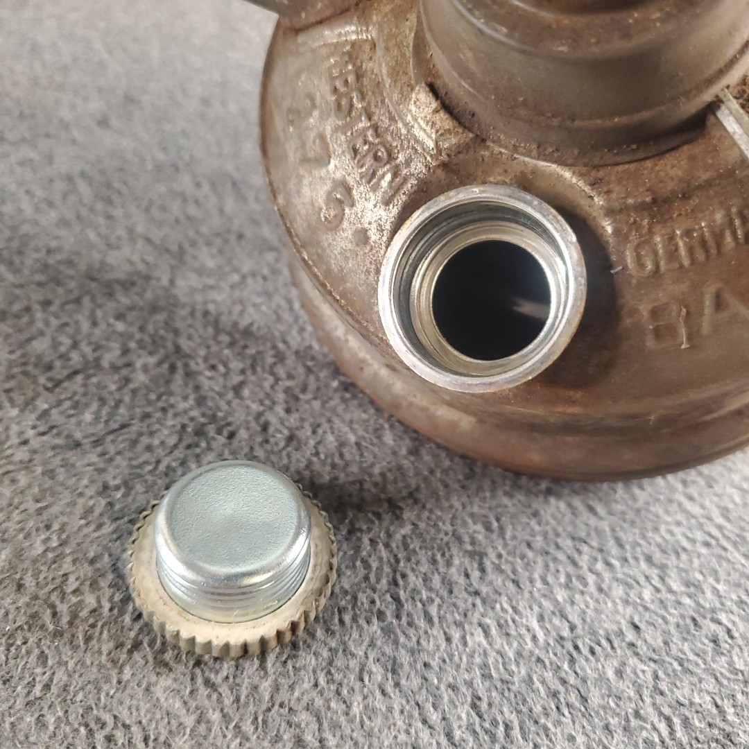 Feuerhand Baby 275 Vintage Kerosene Lantern West German With Suprax Glass Globe 