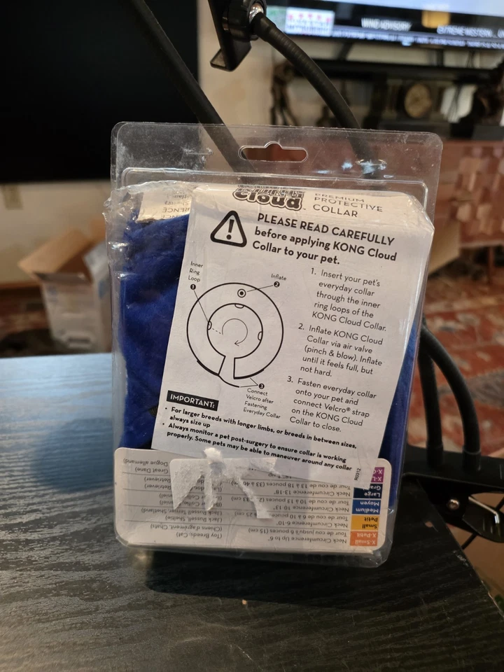 Coleira protetora inflável nuvem KONG cães pequenos tamanho 6-10 cone cirúrgico - Imagem 2 de 4