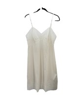 Vintage Vanity Fair White Full Slip Sz 38 Nylon Daisy Lace Lingerie Feminine