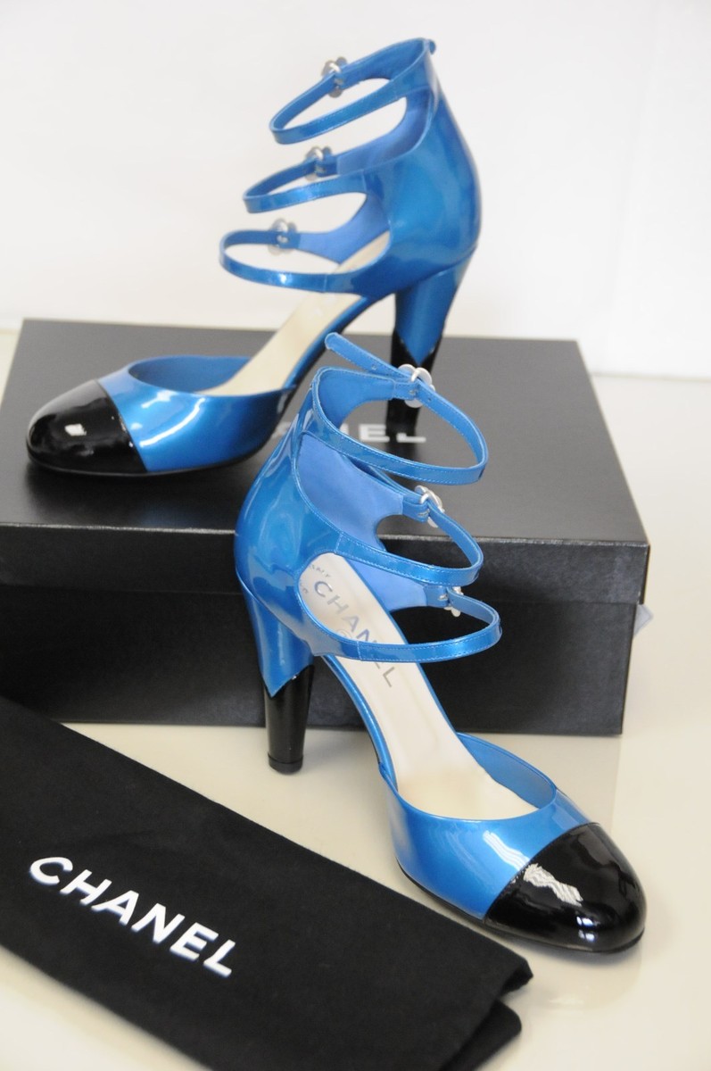 $925 New Chanel Blue Black CC Logo Camellia Heels Pumps Ankle