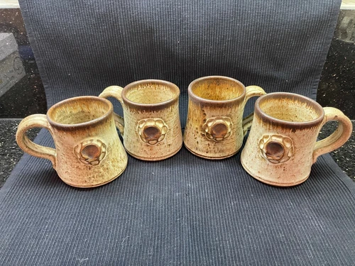 SET OF 4 VINTAGE MARK HEIMANN HAND THROWN STUDIO POTTERY SEA SHELL MUGS Oregon 