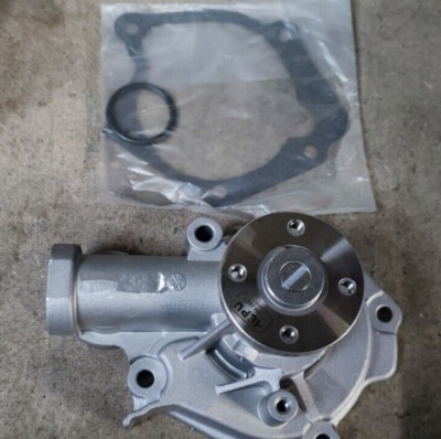 Engine Water Pump Fits Hyundai SantaFe/Sonata/Trajet For 2.0/2.4 Petrol Engines