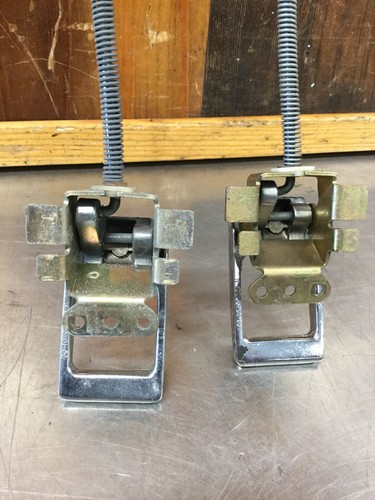 Triumph TR7 • Interior Door Handles (x2) & Trims (x2). #XKC770. Used. KT1455 - Picture 5 of 14