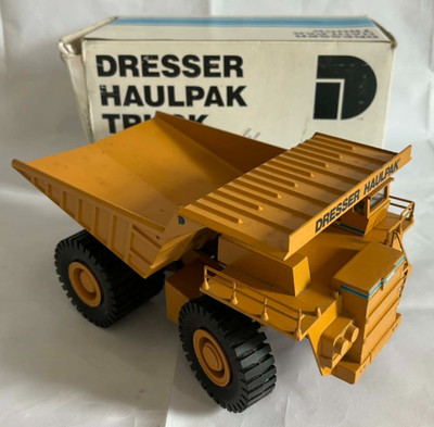 Kommode Haulpak Bergbau Muldenkipper orange Maßstab 1:50 Modell Conrad #272 - LESEN