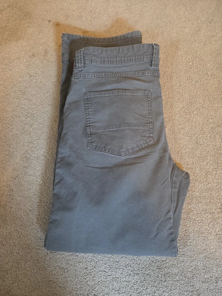 Mens Gray EMS Fencmender Cotton Pants 40x32 Pre-owned Great Condition - Image 2 of 4