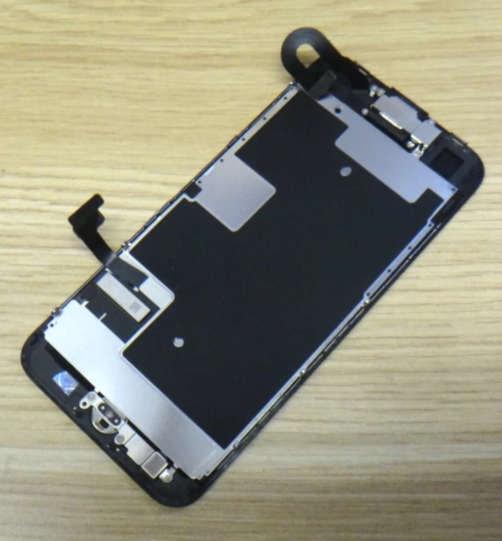 Genuine Screen Replacement LCD for iPhone SE 3 (2022) SE 2 (2020) iPhone 8 - Image 3 of 4