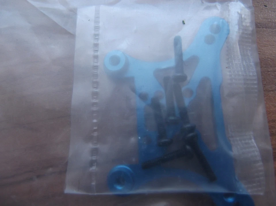 Dromida DIDC1110, BX 4.18 blau, Aluminium Dämpferbrücke hinten, OVP - Bild 4 von 4