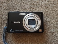 Panasonic Lumix DMC-FS30 14MP Digital Camera 8x Optical Zoom Battery Charger
