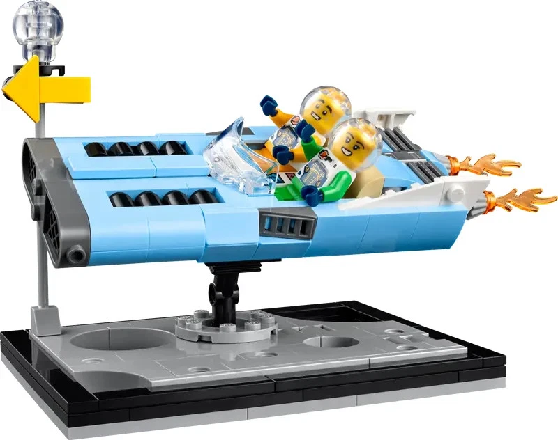 LEGO 40789 Flying Moon Car Limited Edition Set New Sealed Collectible 2025