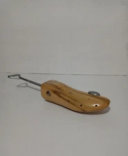 MoneysWorth & Best Professional  Shoe Stretcher  Men's  Med  Shoe Size 8.5-10