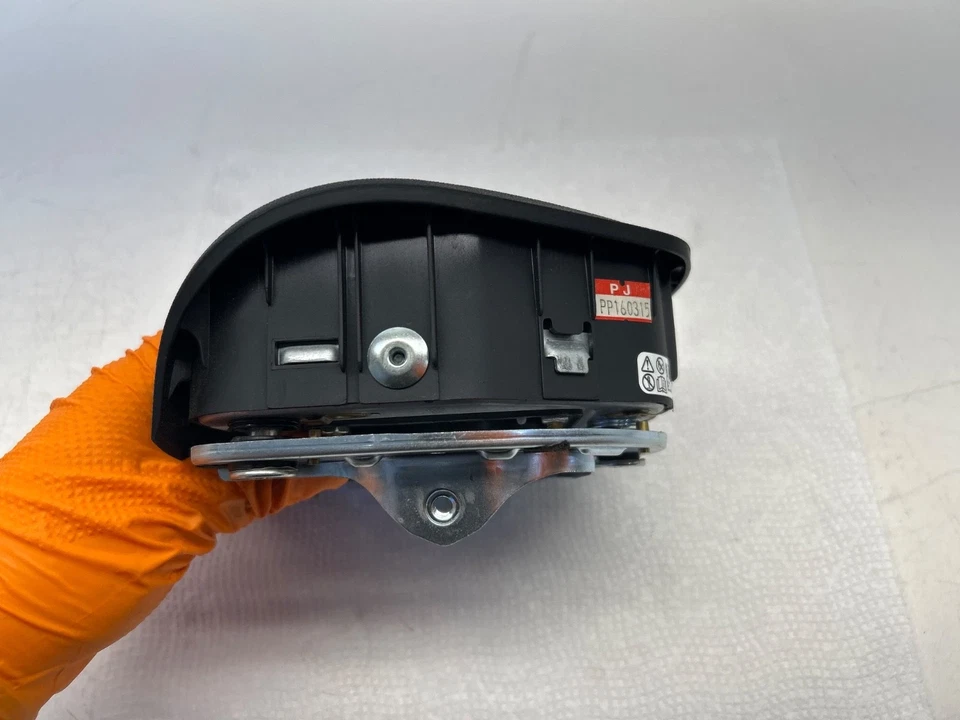 OEM FRONT LEFT DRIVER SAFETY Module 2014-2016 Hyundai Genesis Coupe 56900-2M506 - Image 4 of 4