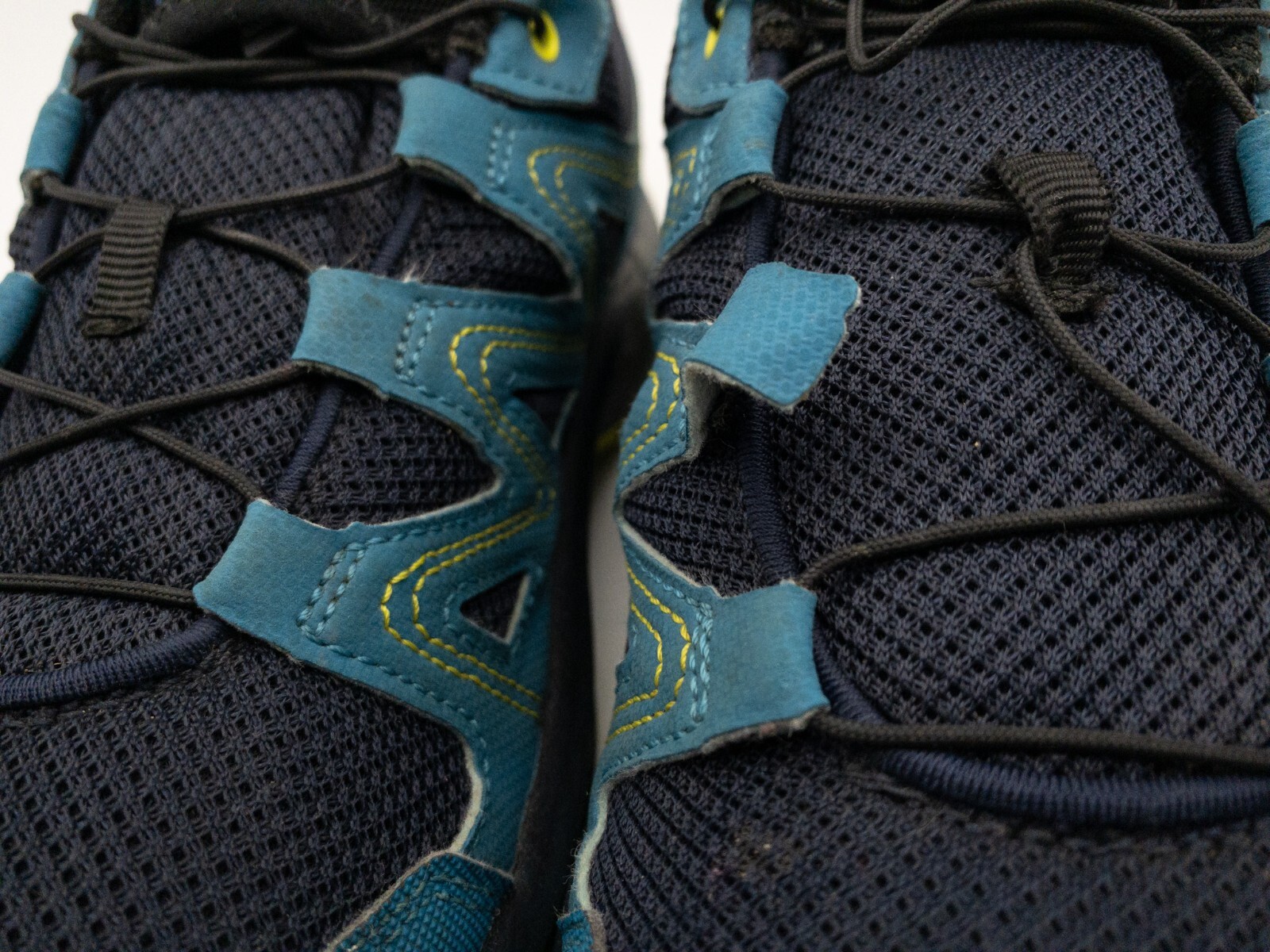 Salomon scarpa da trail running da donna scarpa per il tempo libero sneaker taglia 39 EU art. 6016 100