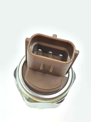 ISUZU D-MAX RODEO 2.5 3.0 DiTD D FUEL RAIL PRESSURE RELIEF LIMITER VALVE SENSOR - Picture 3 of 6