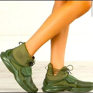 puma fenty green sneakers