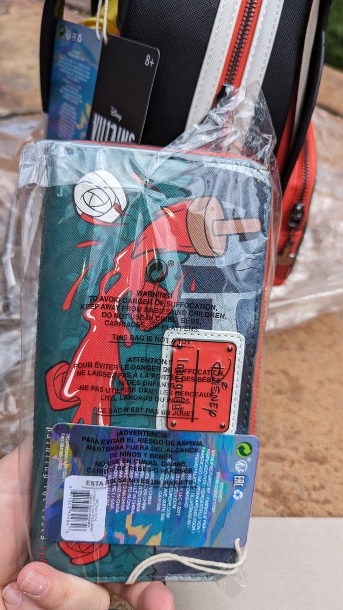 Loungefly Disney Alice In Wonderland Red Queen Backpack And  display picture 2