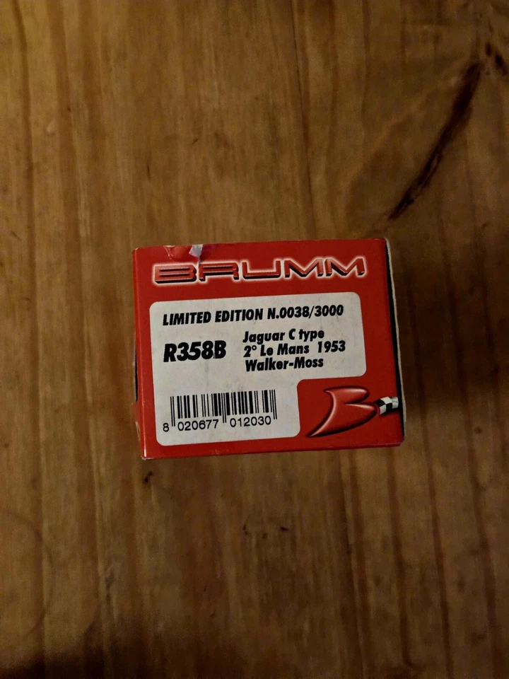 Brumm R358B Jaguar C Type #17 2nd Le Mans 1953 - Walker/Moss escala 1/43 - não 38 - Imagem 3 de 4