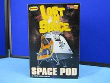 New Moebius Lost In Space Space Pod 2008 1:24 Scale Plastic Model Kit