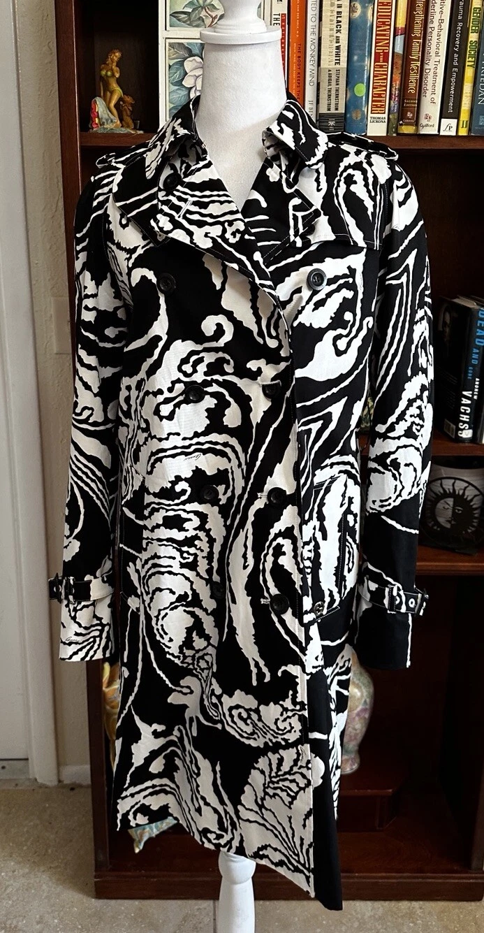 Trench coat femme GUCCI noir/blanc imprimé floral.Taille 40/8 PRIX CONSEILLÉ sans ceinture