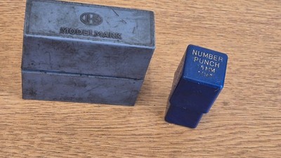 Set 1/16'' Modelmark Buchstabenlocher & Markenlose Zahlenlocher 1/16'' - gebraucht