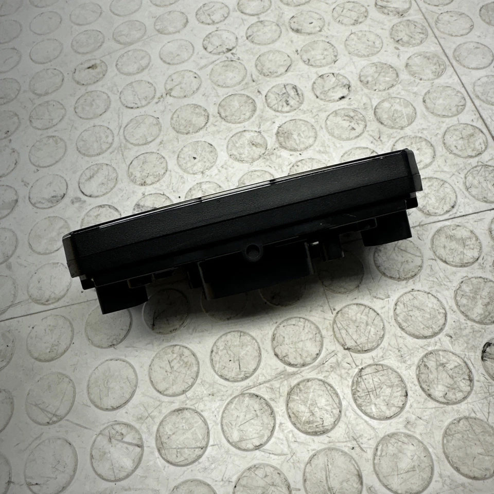 2023 Honda CB300 Speedometer Meter Gauge Cluster Instrument Display OEM - Image 4 of 4