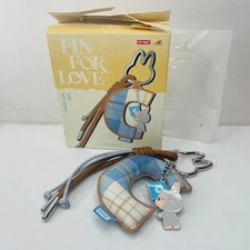 POP MART Labubu The Monsters Pin For Love Alphabet Letter Pendant Key Ring - C