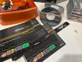 Nokia N-gage QD Handheld Game & Phone NTSC  sim Card  5 Games Tomb CIB Like New