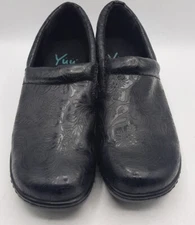 Closed Back Clog Style Slip-ons 7.5 Wide USED black  tooled