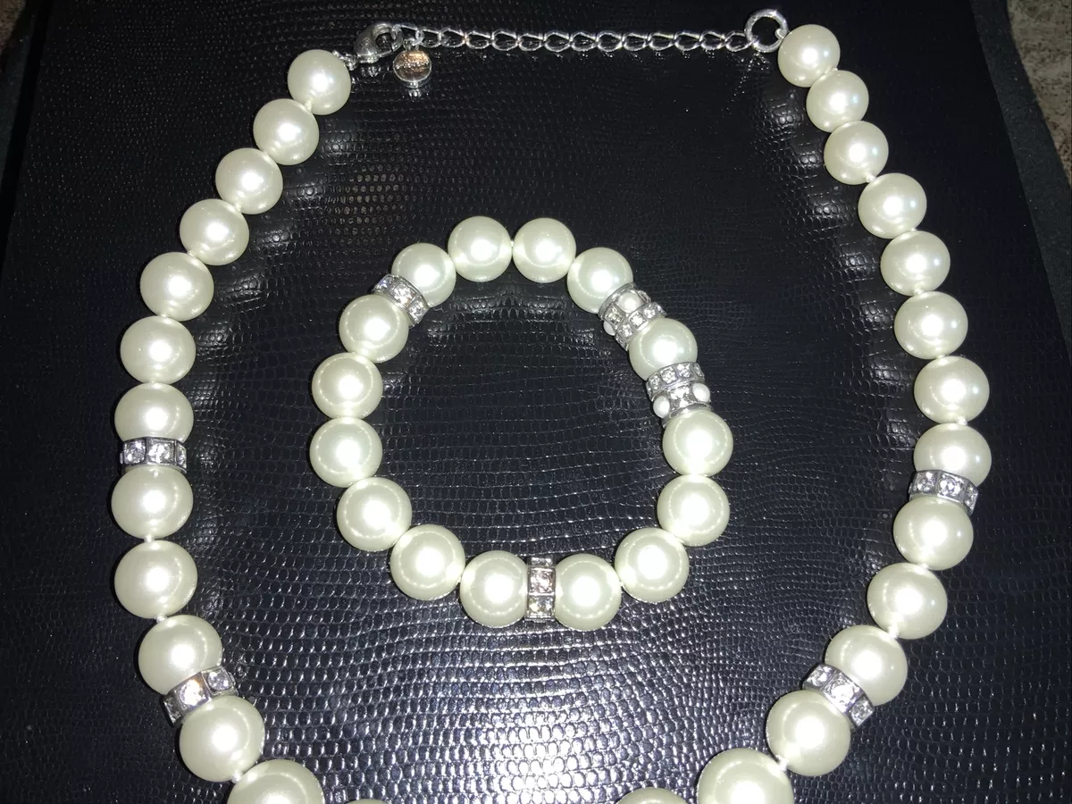 Givenchy pearl bracelet sale