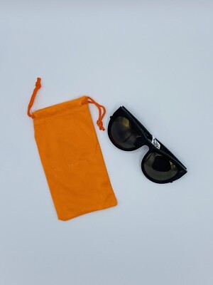 Smoke X Mirrors Black Run Around Sue SM 117-A 60[]18 140Sunglasses. New With Tag