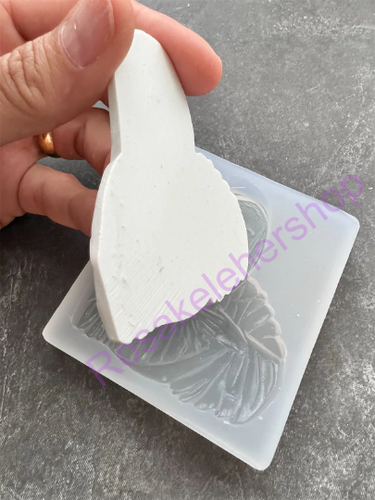 Mother Mary -Virgin Mary-Lady Immaculate silicone mold for Fondant-handcrafts - Picture 5 of 7