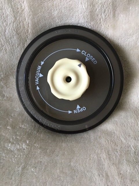 foodsaver universal lid