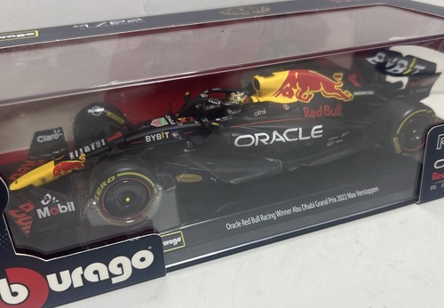 1/24 MAX VERSTAPPEN WORLD CHAMPION 2022 ABU DHABI GOLD HELMET BURAGO NEW L@@K! - Picture 2 of 10