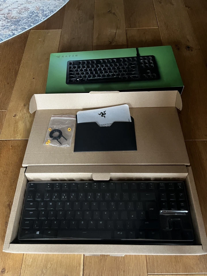 Razer Blackwidow Lite Keyboard - Image 2 of 2