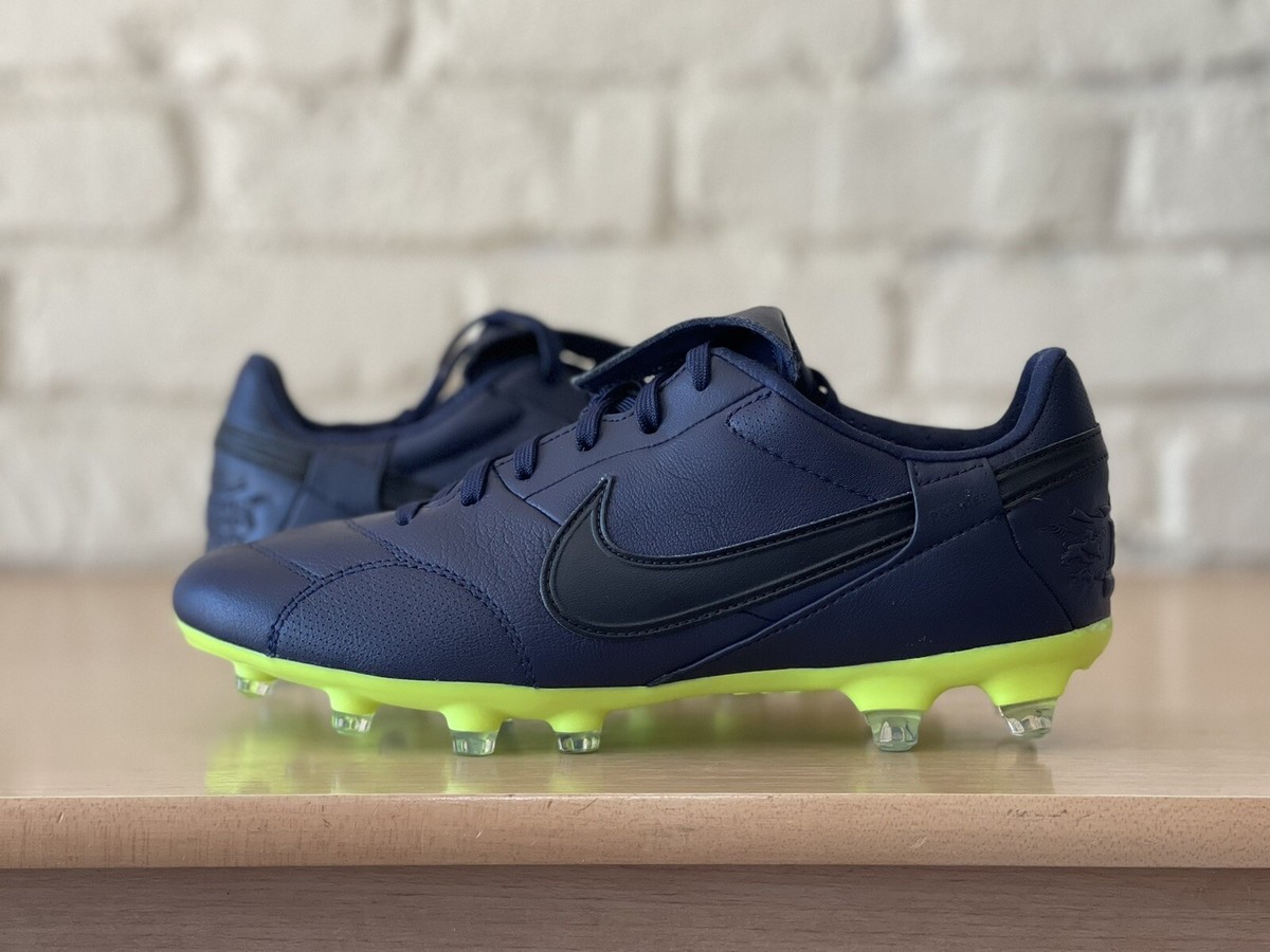 nike boots navy blue