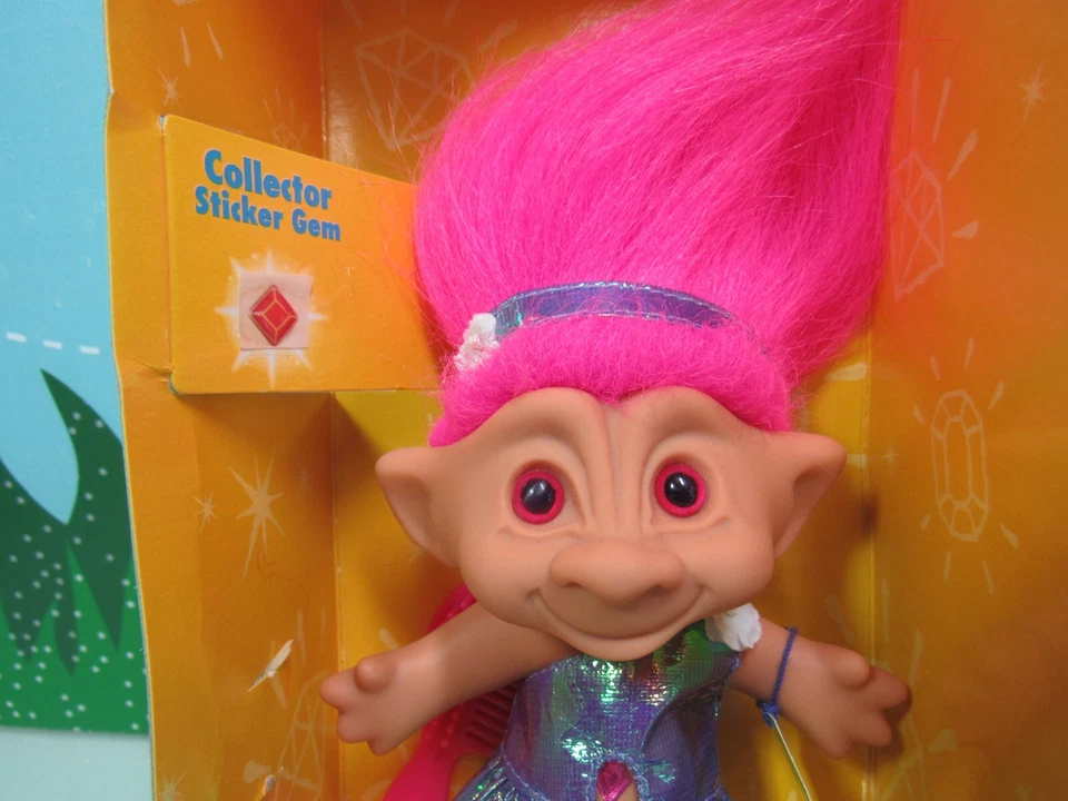 EFFIE - Muñeca Troll Ace Treasure 5" - NUEVA EN PAQUETE Foto 3 de 4