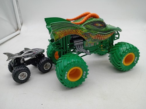 Hot Wheels Monster Jam Diecast 10 Truck LOT Friction & Large Scale Grave Digger - Picture 7 of 11