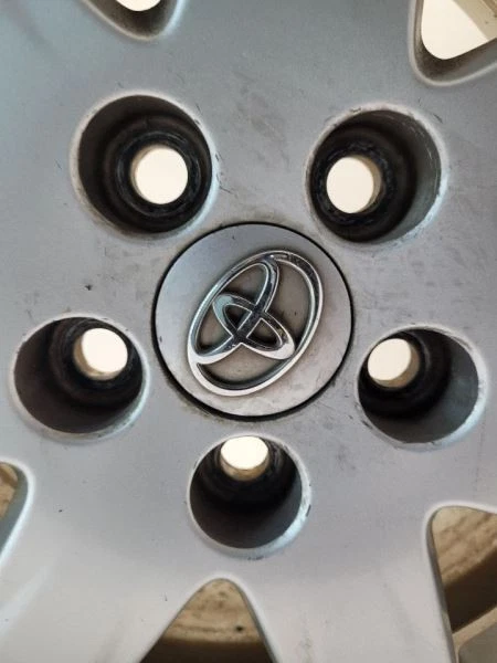 2005-12 TOYOTA AVALON Wheel 16x6 1/2 Alloy 7 Spoke 42611AC081 - Image 2 of 4