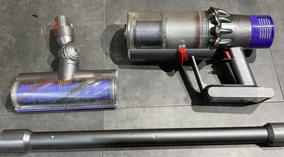 Dyson Cyclone V10 Animal+ Cordless Vacuum Purple SV27