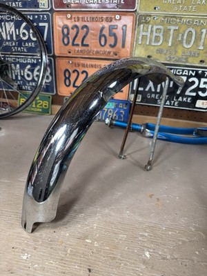 Vintage Original 1968 Schwinn Stingray Krate Rear Fender w/Chrome Support Rods