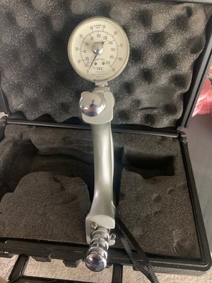 Jamar Hydraulic Hand Dynamometer 5030J1 with Case