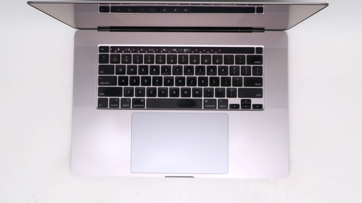 Apple MacBook Pro A2141 16 Core i7 16GB 512GB Gray 2019 | eBay
