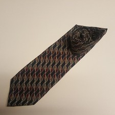 Wembley Men's Tie Blue Red Waves