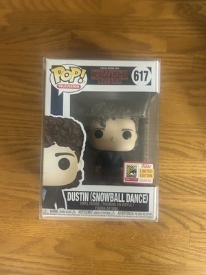 FUNKO POP STRANGER THINGS DUSTIN SNOWBALL DANCE #617 OFFICIAL SDCC EXCL VAULTED